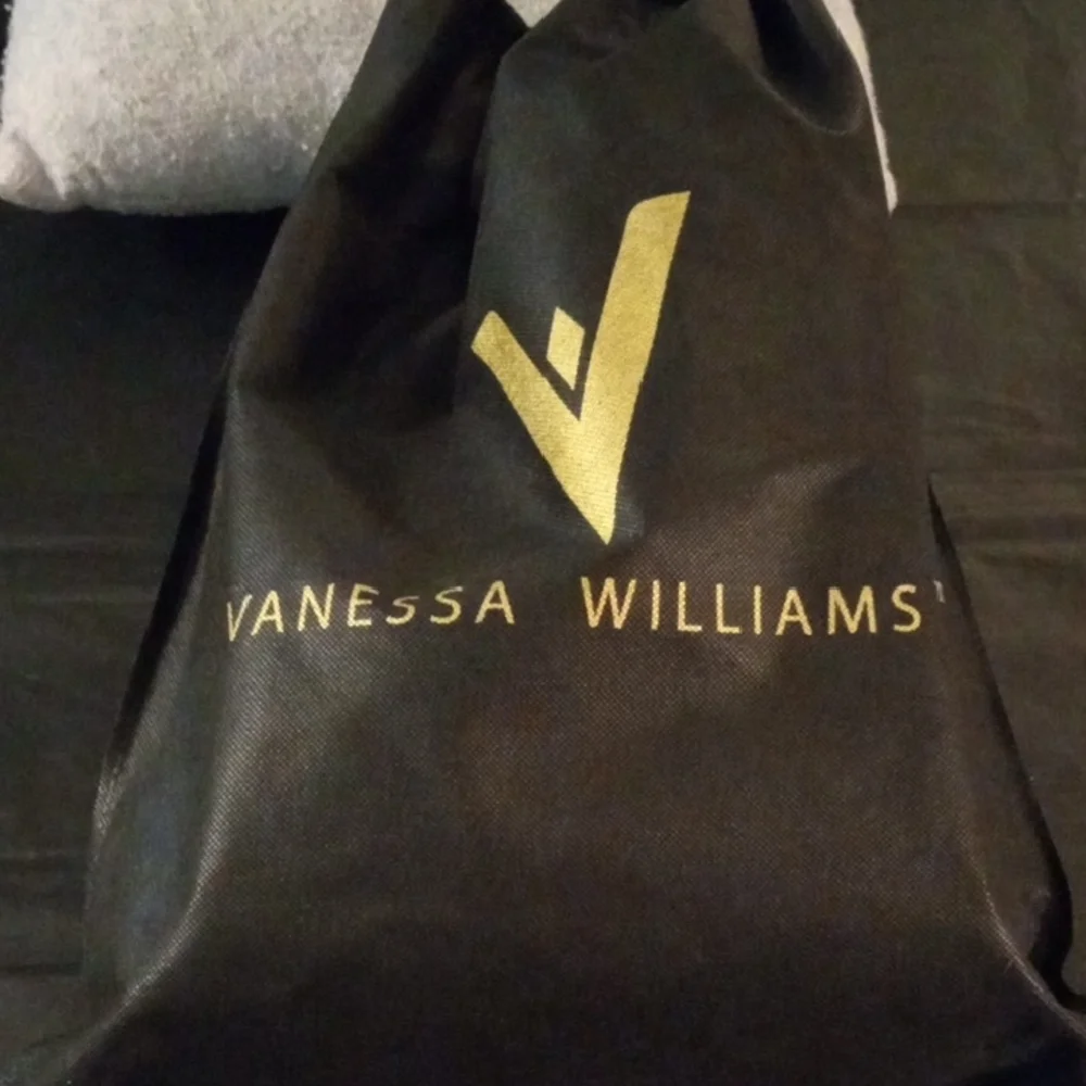 NWT Vanessa Williams Bone Mint Backpack Purse